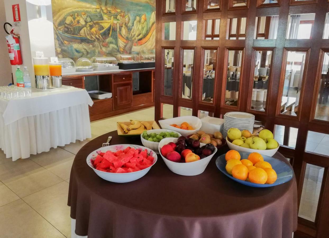 Hotel Nettuno กาลาโกโนเน ภายนอก รูปภาพ